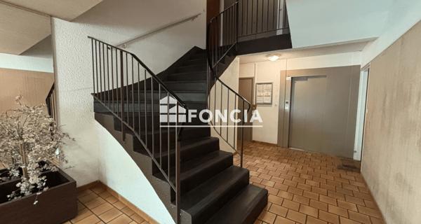 À vendre Appartement 4 pièces 85.64 m² - Nîmes 30000