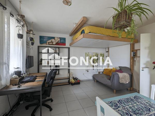 Location Studio meublé 33.7 m² - 91 AVENUE ROGER COUDERC Montpellier 34000
