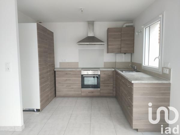 Maison 4 pièces de 110 m² à Saint-Avé (56890)