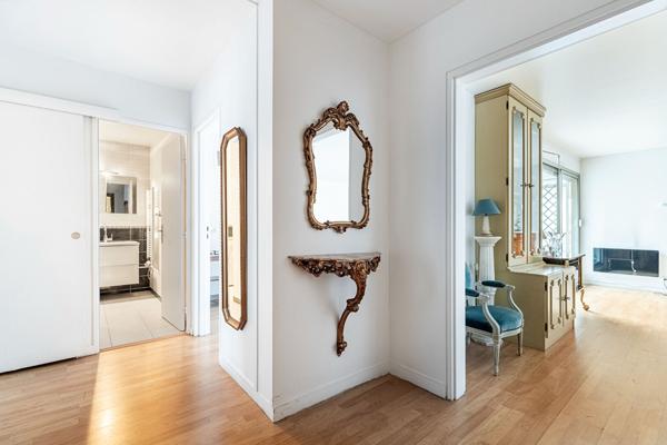 2 pièce(s) 67.59 m2 Balcon -place de parking