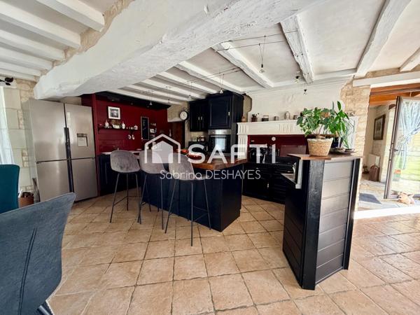 CACHET EXCEPTIONNEL -  maison avec dépendances et jardin arboré