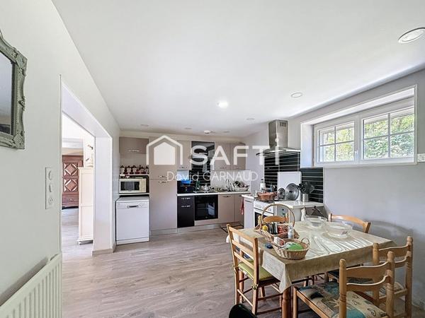 Maison rénovée avec une seconde maison et dépendances entre Barbezieux et Angoulême