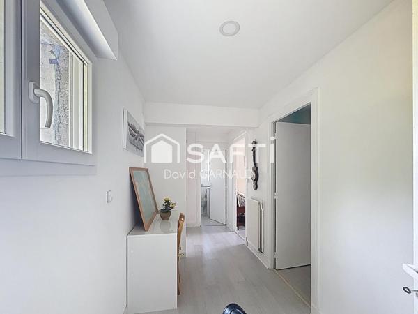 Maison rénovée avec une seconde maison et dépendances entre Barbezieux et Angoulême