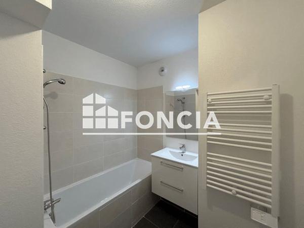 Location Appartement 3 pièces 72.8 m² - BLEU D'EOLE B208 - 35 BIS AVENUE DE BEZIERS Gigean 34770