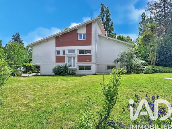 Maison à vendre 7 pièces 215,75 m² Auzeville-Tolosane