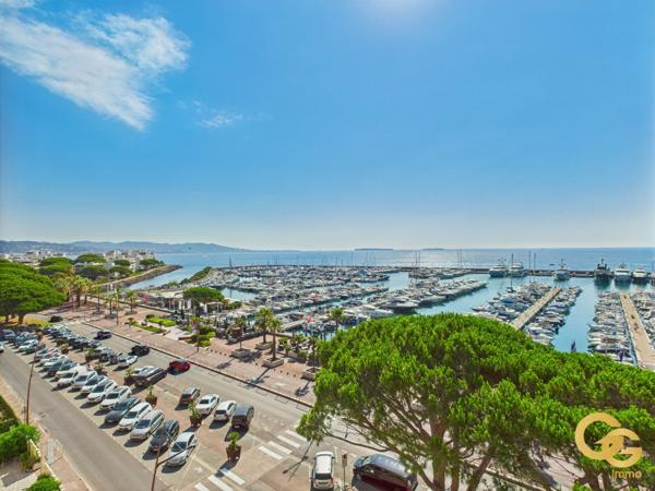 Appartement à LA NAPOULE (06210)