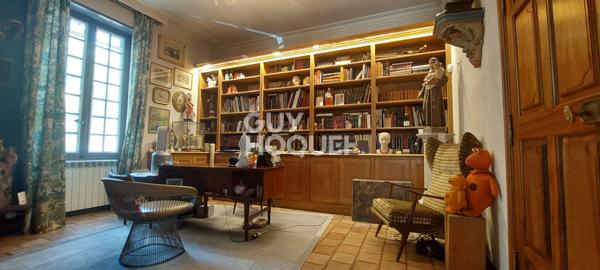 Carpentras - Hôtel Particulier 1850 - 252 m² - 9 pièces - 5 chambres - Cour intérieure