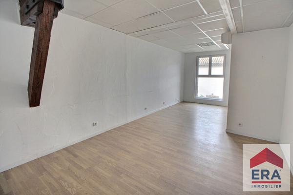 Immeuble + hangar Bollène 500 m2 !