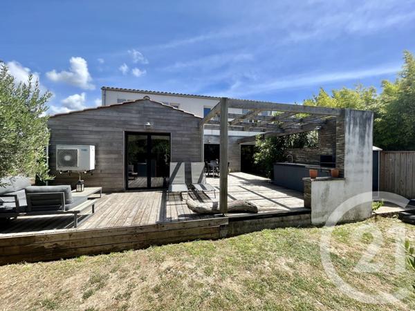 Maison à vendre  5 pièces - 146,70 m 2   DOLUS D OLERON  - 17