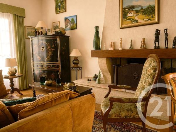 Maison à vendre  6 pièces - 158,21 m 2   LA ROCHE SUR YON  - 85