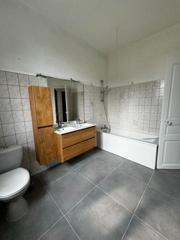 GRANDE MAISON - QUARTIER RECHERCHE -