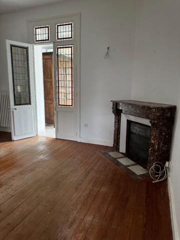 GRANDE MAISON - QUARTIER RECHERCHE -