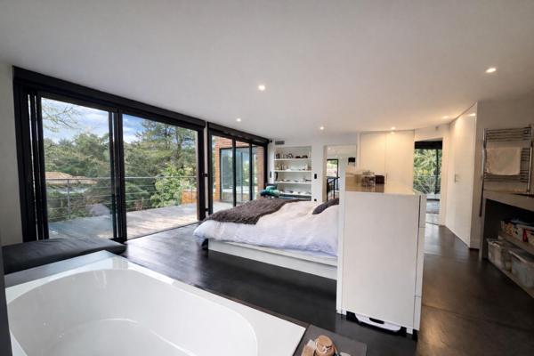 Mérignac centre Maison style californien – 240 m² – Piscine – Forêt