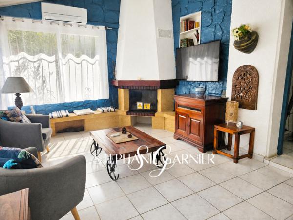 Villa 3 faces avec piscine