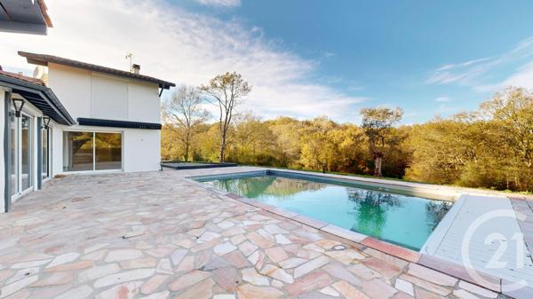 Maison à vendre  10 pièces - 295 m2 URCUIT - 64