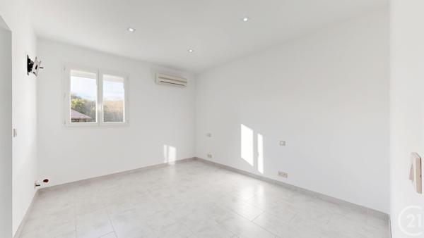 Maison à vendre  10 pièces - 295 m2 URCUIT - 64