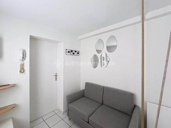 Location                                                      Duplex
                        
                     2 pièces                      18 m2                     à Clermont-Ferrand