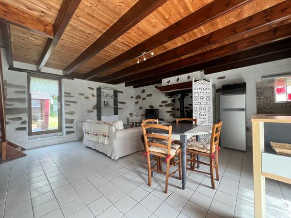 Prorpiété Saint-Lyphard 10 pièce(s) 184m2