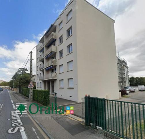 Parking · Location Villefranche Sur Saone (69400) 11m²