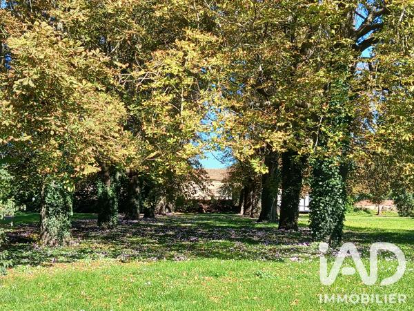 Maison à vendre 11 pièces 395 m² Valdelaume