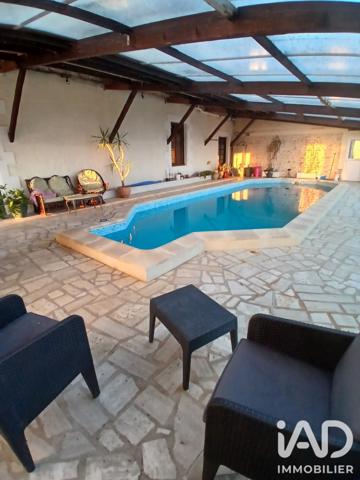 Maison à vendre 11 pièces 395 m² Valdelaume