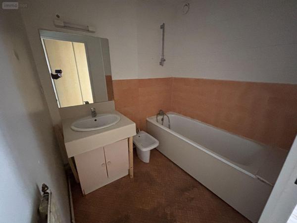 Appartement à vendre à Talence en Gironde (33400), ref : 032/1696   
Lafitte