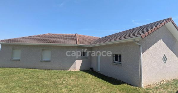 Maison à vendre  6 pièces  (38) Tullins - Maison de plain-pied de 153 m², 4 chambres, piscine, sur 2200 m² de terrain plat, superbe vue degagée