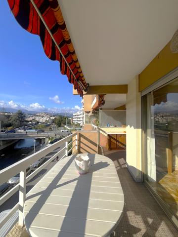 Cagnes-sur-Mer (06800) APPARTEMENT PROCHE MER AVEC GARAGE