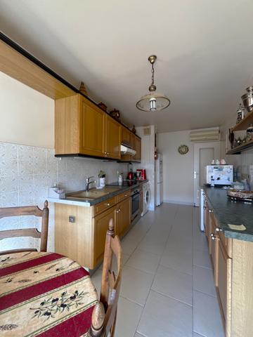 Cagnes-sur-Mer (06800) APPARTEMENT PROCHE MER AVEC GARAGE