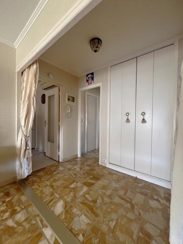 Cagnes-sur-Mer (06800) APPARTEMENT PROCHE MER AVEC GARAGE