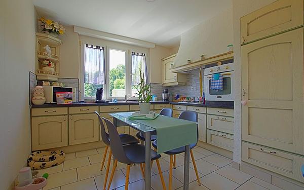 Maison à vendre    4 pièces •  Guerbigny