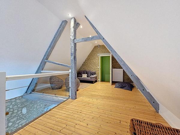 Maison 8 pièce(s) 210 m2