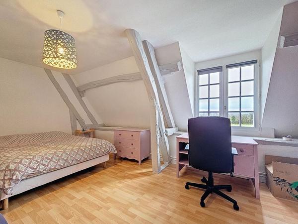 Maison 8 pièce(s) 210 m2