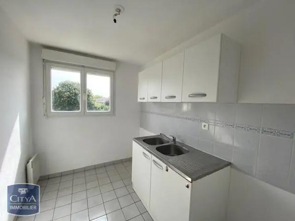 Appartement à louer 2 pièces 46.08m² Chambray-lès-Tours (37170)
