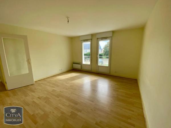 Appartement à louer 2 pièces 46.08m² Chambray-lès-Tours (37170)
