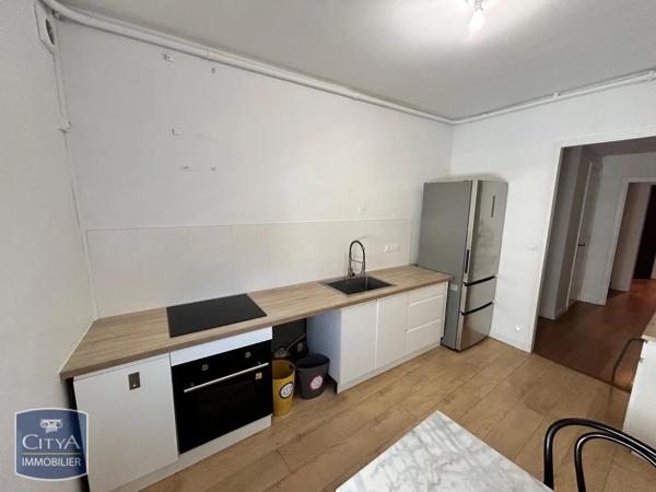 Appartement à louer 2 pièces 65.66m² Villefranche-sur-Saône (69400)