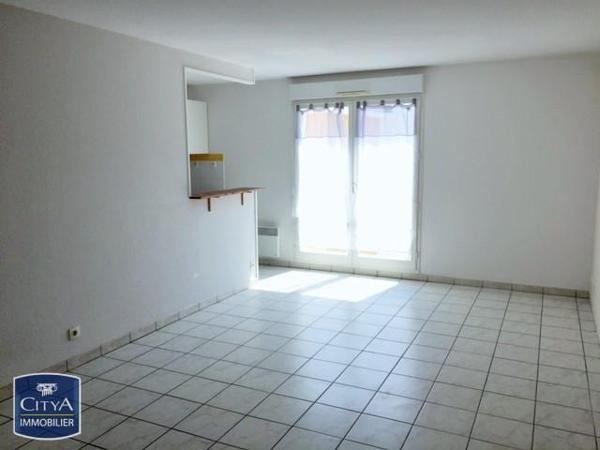Appartement à louer 2 pièces 48.73m²