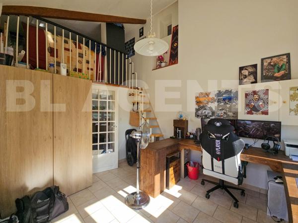 Charme, volumes et prestations modernes – Une propriété rare à découvrir