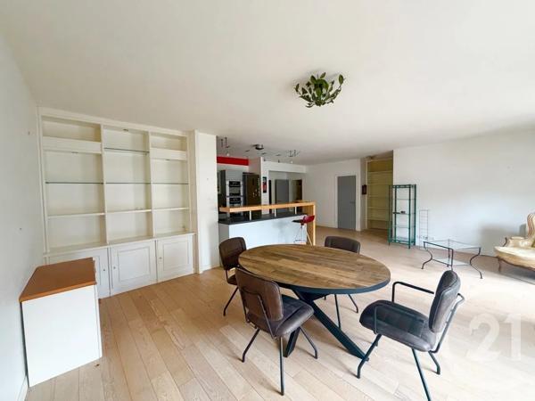 Appartement à vendre  4 pièces - 114,68 m 2   VANNES  - 56