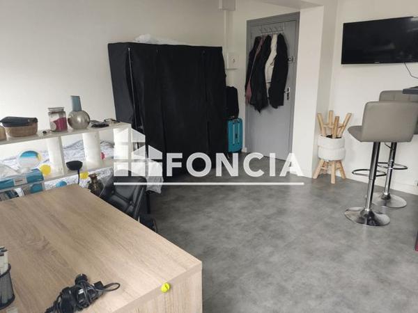 Location Studio 22 m² - 16 18 BOULEVARD DU ROI RENE Angers 49100
