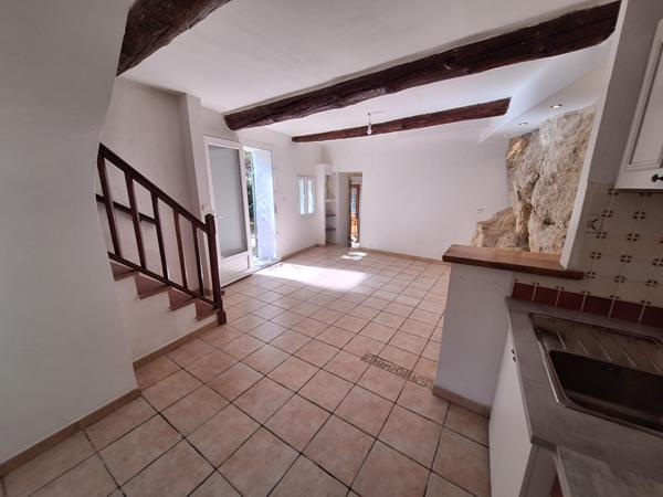 EYGUIERES - Maison de charme - 3 pièces - 86 m² - Terrasses