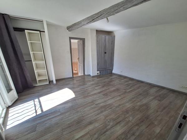 EYGUIERES - Maison de charme - 3 pièces - 86 m² - Terrasses