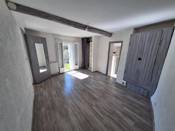 EYGUIERES - Maison de charme - 3 pièces - 86 m² - Terrasses