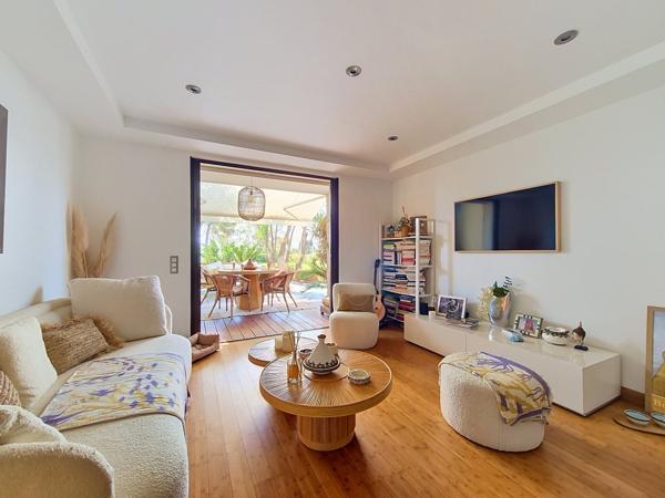 Appartement à HAUTS DE VAUGRENIER (06270)