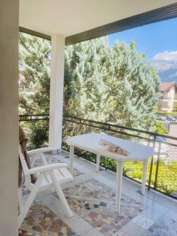 Appartement à SAINT JORIOZ (74410)