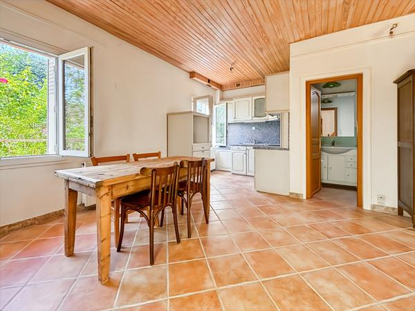 Maison Verrieres Le Buisson