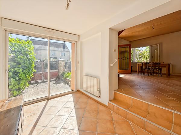 Maison Verrieres Le Buisson