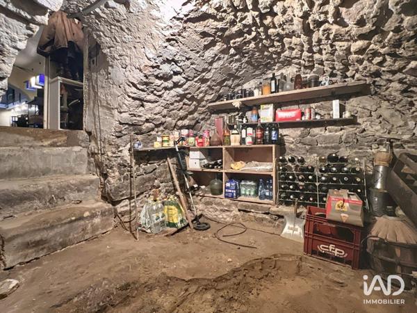 Location boutique/local commercial 150 m² Apt