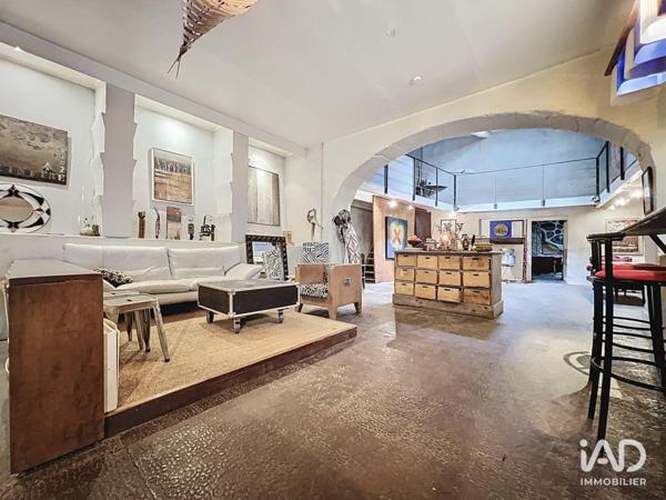 Location boutique/local commercial 150 m² Apt