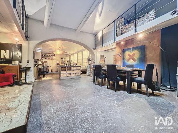 Location boutique/local commercial 150 m² Apt